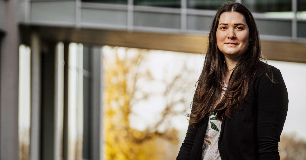 Bild på forskaren Ana Luiza Dallora Moraes